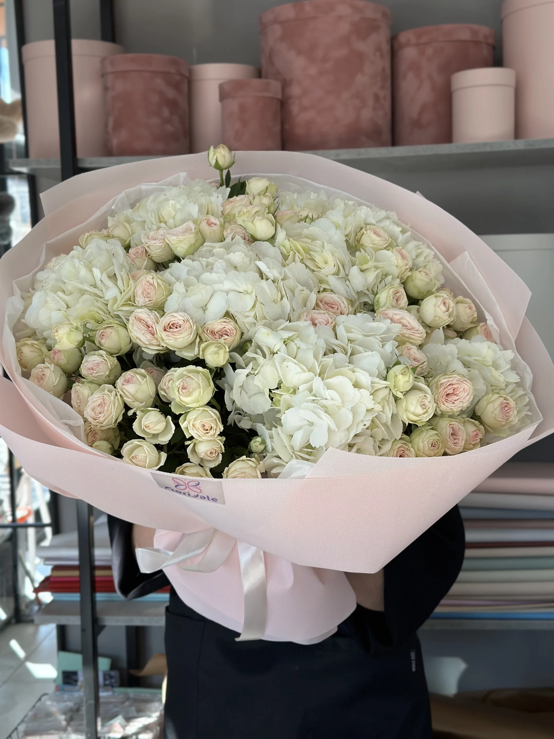 klassicheskiy-buket-kremmi:-nezhnyy-akkord-v-melodii-dnya