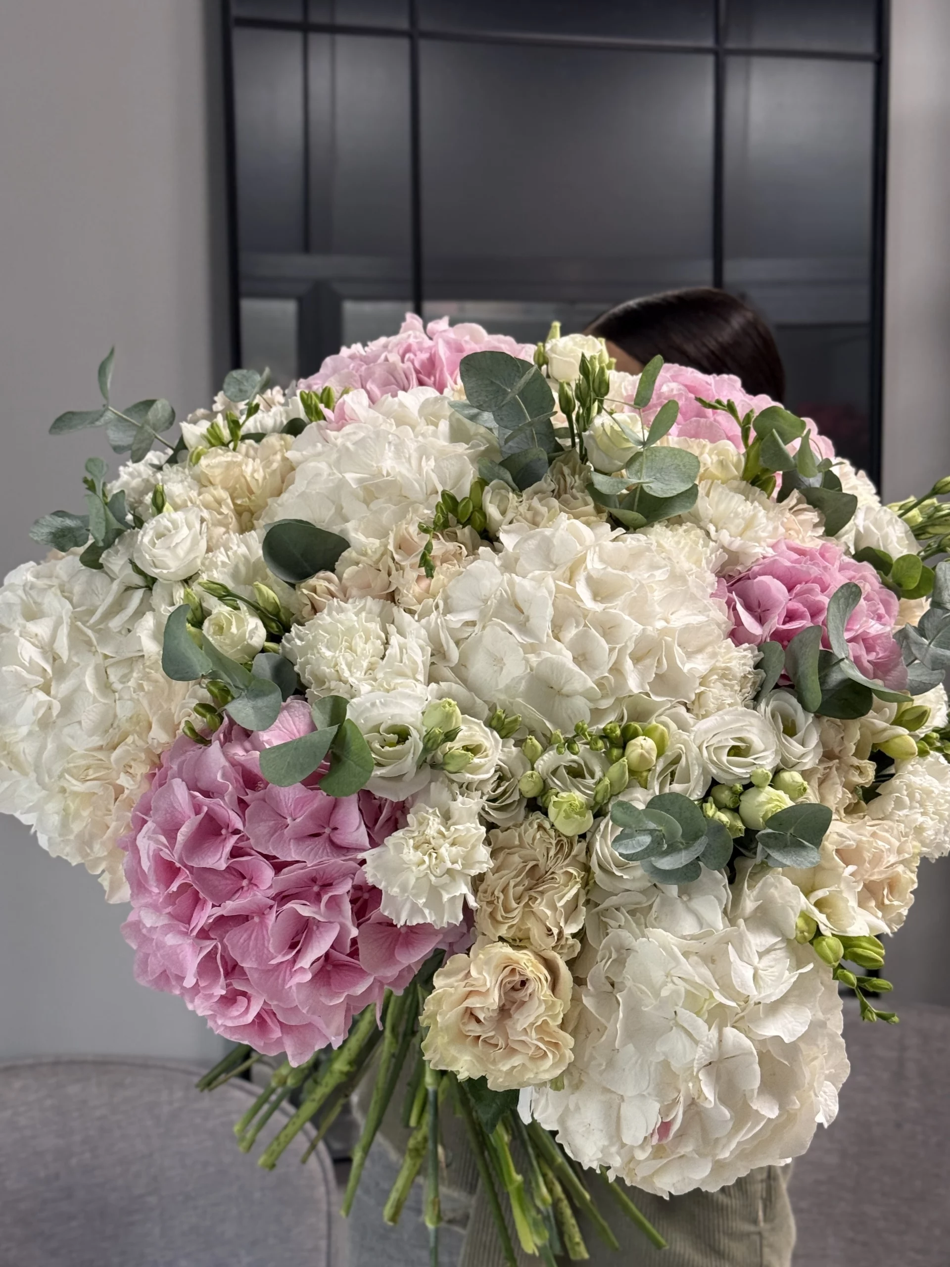 classic-bouquet-floral-world:-enchanted-world-of-flowers