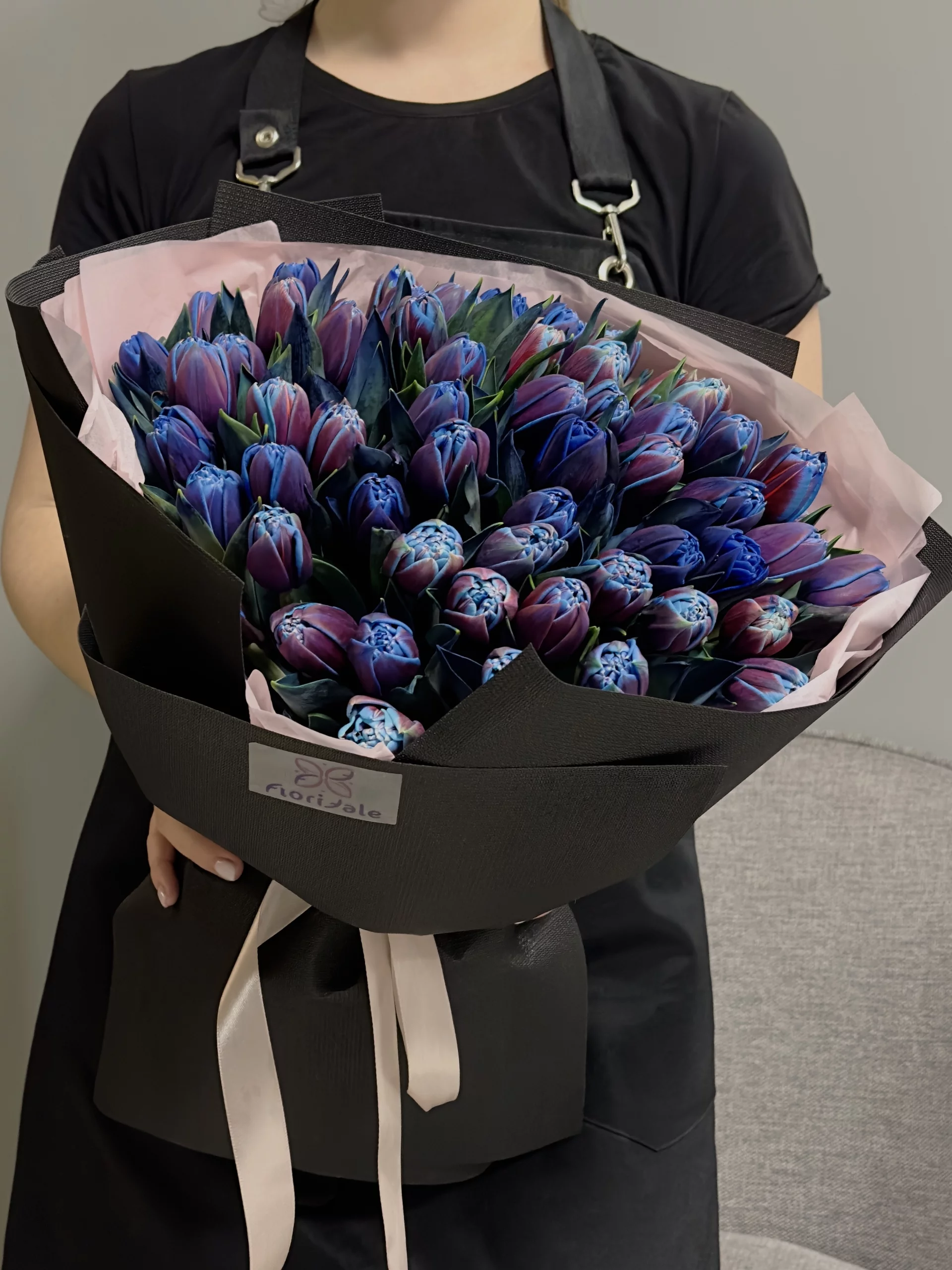 buket-tyulypanov-sapfir:-dlya-teh,-kto-ne-ishtet-«kak-u-vseh»